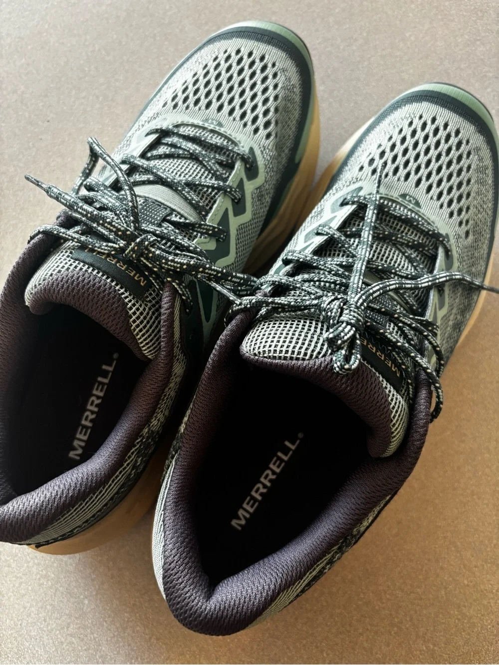 NWOT Merrell Nova 4 Trail Running Shoes in Basil Green and Cream
